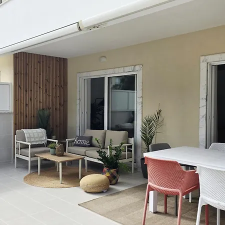 Апартаменты B - 4min Walk From Beach, Terrace