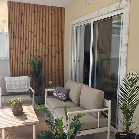 B - 4min Walk From Beach, Terrace Апартаменты Barra