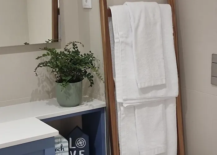 B - 4min Walk From Beach, Terrace Appartamento Barra